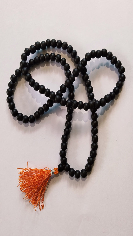 Karungali Malai ( Ebony Wood ) – 8 mm 108 + 1 Beads